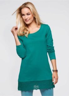 Трикотажні туніки (176 фото): фасони жіночих тунік з трикотажу, турецькі туніки, ошатні, домашні, з довгим рукавом