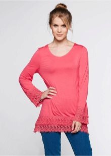 Трикотажні туніки (176 фото): фасони жіночих тунік з трикотажу, турецькі туніки, ошатні, домашні, з довгим рукавом