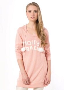 Трикотажні туніки (176 фото): фасони жіночих тунік з трикотажу, турецькі туніки, ошатні, домашні, з довгим рукавом