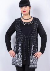 Трикотажні туніки (176 фото): фасони жіночих тунік з трикотажу, турецькі туніки, ошатні, домашні, з довгим рукавом