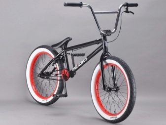Трюкові велосипеди (31 фото): що таке BMX велосипед? Як називаються маленькі велосипеди для екстремального катання?