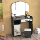 Трюмо і трельяж в передпокій (43 фото): вибір кутових та інших трельяжів з дзеркалом в коридор