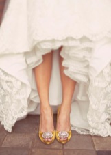 Туфлі Badgley Mischka (65 фото): повсякденні та весільні моделі,як копія відрізняється від оригіналу