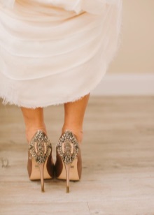 Туфлі Badgley Mischka (65 фото): повсякденні та весільні моделі,як копія відрізняється від оригіналу