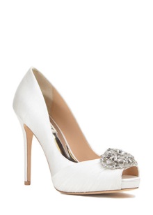 Туфлі Badgley Mischka (65 фото): повсякденні та весільні моделі,як копія відрізняється від оригіналу