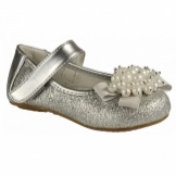 Туфлі для дівчаток (111 фото): новорічні дитячі кофти для дівчаток, Котофей, Капика, модне взуття для дітей