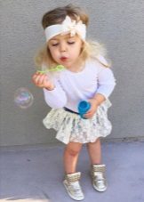 Туфлі для дівчаток (111 фото): новорічні дитячі кофти для дівчаток, Котофей, Капика, модне взуття для дітей