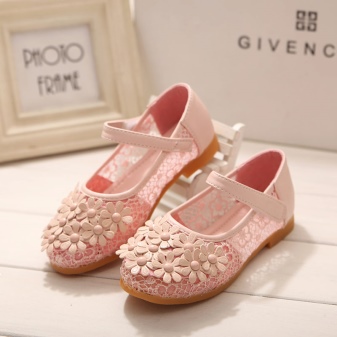 Туфлі для дівчаток (111 фото): новорічні дитячі кофти для дівчаток, Котофей, Капика, модне взуття для дітей