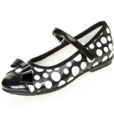 Туфлі для дівчаток (111 фото): новорічні дитячі кофти для дівчаток, Котофей, Капика, модне взуття для дітей