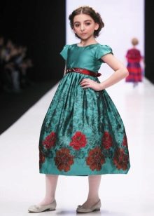 Туфлі для дівчаток на підборах (71 фото): дитячі моделі, каблук на дівчаток 12 років, варіанти для школи