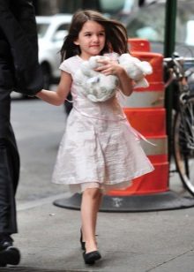 Туфлі для дівчаток на підборах (71 фото): дитячі моделі, каблук на дівчаток 12 років, варіанти для школи