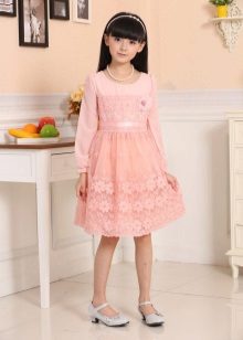 Туфлі для дівчаток на підборах (71 фото): дитячі моделі, каблук на дівчаток 12 років, варіанти для школи