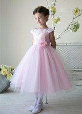 Туфлі для дівчаток на підборах (71 фото): дитячі моделі, каблук на дівчаток 12 років, варіанти для школи