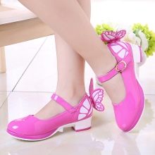 Туфлі для дівчаток на підборах (71 фото): дитячі моделі, каблук на дівчаток 12 років, варіанти для школи