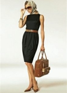 Туфлі до чорного плаття (58 фото): стильні образи