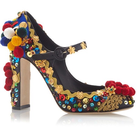 Туфлі Mary Jane (62 фото): з чим носити моделі з ремінцем на підйомі в стилі Мері Джейн