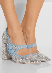 Туфлі Mary Jane (62 фото): з чим носити моделі з ремінцем на підйомі в стилі Мері Джейн