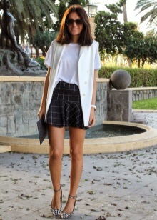 Туфлі Mary Jane (62 фото): з чим носити моделі з ремінцем на підйомі в стилі Мері Джейн