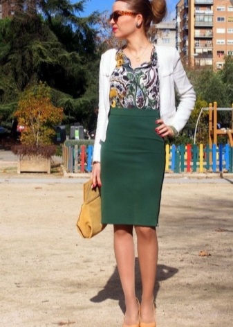 Туфлі на невисокому каблуці (49 фото): красиві жіночі моделі для офісу, для підлітків