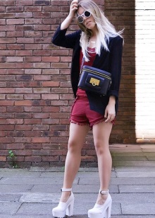 Туфлі на високих підборах і платформі (61 фото): як називаються популярні жіночі туфлі, чорні моделі і інші колірні рішення