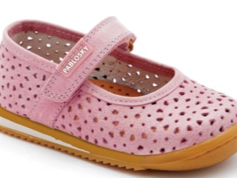 Туфлі Pablosky (54 фото): особливості моделей для дівчаток від Пабловски