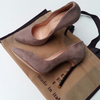 Туфлі Сasadei (71 фото): жіночі моделі Vero Cuoio та інші від фірми Касадей, скільки вони коштують