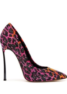 Туфлі Сasadei (71 фото): жіночі моделі Vero Cuoio та інші від фірми Касадей, скільки вони коштують