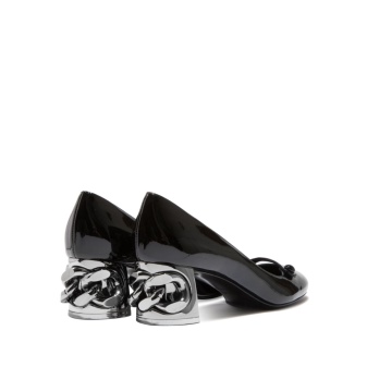 Туфлі Сasadei (71 фото): жіночі моделі Vero Cuoio та інші від фірми Касадей, скільки вони коштують