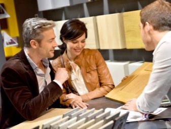 Тумба з сидінням в передпокій (52 фото): види тумбочок з м’яким сидінням у коридор. Особливості дизайну і правила вибору