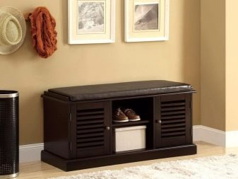 Тумба з сидінням в передпокій (52 фото): види тумбочок з м’яким сидінням у коридор. Особливості дизайну і правила вибору