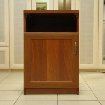 Тумби для спальні (46 фото): як зробити своїми руками? Огляд підвісних тумб під телевізор та для одягу, кутових і довгих білого та іншого кольорів