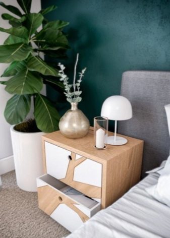 Тумби для спальні (46 фото): як зробити своїми руками? Огляд підвісних тумб під телевізор та для одягу, кутових і довгих білого та іншого кольорів