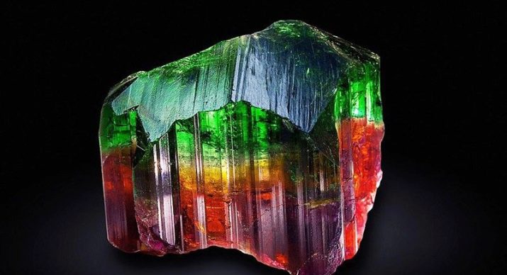 Турмалін (57 фото): лікувальні та інші властивості каменю, його значення для людини. Дія мінералу на організм. Опис зеленого каменю і турмаліну інших кольорів