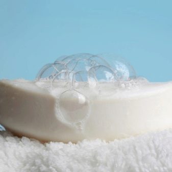 Турмалін (57 фото): лікувальні та інші властивості каменю, його значення для людини. Дія мінералу на організм. Опис зеленого каменю і турмаліну інших кольорів