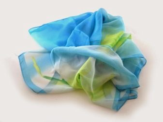 Турмалін (57 фото): лікувальні та інші властивості каменю, його значення для людини. Дія мінералу на організм. Опис зеленого каменю і турмаліну інших кольорів