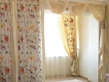 Тюль в спальню (79 фото): дизайн тюлевих штор. Як красиво повісити комплект повітряних штор? Шифонові вироби і тюль з капрону, легка щільна вуаль і інші види