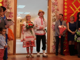 Удмуртська національний костюм (50 фото): жіночий традиційний наряд північних удмуртів, історія костюма Удмуртії