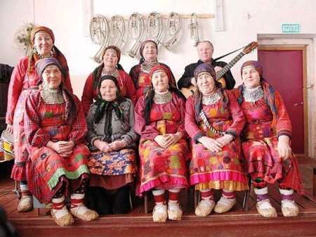 Удмуртська національний костюм (50 фото): жіночий традиційний наряд північних удмуртів, історія костюма Удмуртії