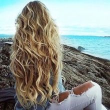 Укладання з об’ємом (73 фото): об’ємні зачіски на короткі, середні та довгі волосся. Як просто робити укладку кожен день?