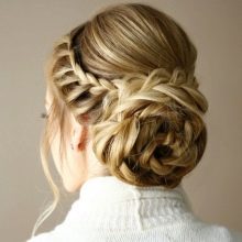 Укладання з об’ємом (73 фото): об’ємні зачіски на короткі, середні та довгі волосся. Як просто робити укладку кожен день?