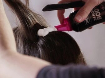 Укладка волосся на плойку (35 фото): зачіски на середні, довгі і короткі волосся. Як зробити «хвилю» з допомогою щипців в домашніх умовах?