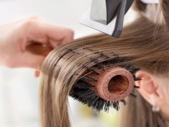 Укладка волосся на плойку (35 фото): зачіски на середні, довгі і короткі волосся. Як зробити «хвилю» з допомогою щипців в домашніх умовах?