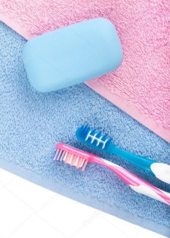 Уваровіт (30 фото): магічні і лікувальні властивості каменю, значення мінералу для людини. Уваровіт на Південному Уралі