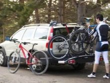 Велокріплення Thule: вибираємо кріплення для велосипеда на фаркоп і дах машини, особливості автообагажника на задню двері