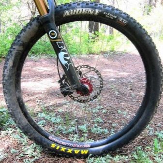 Велопокришкі Maxxis: велосипедні покришки 26 дюймів і інші шини для велосипеда. Як вибрати комплект гуми?