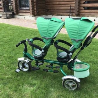 Велосипед для двійні: дитячий двомісний триколісний велосипед з ручкою для двійнят, моделі з двома кріслами для дітей різного віку