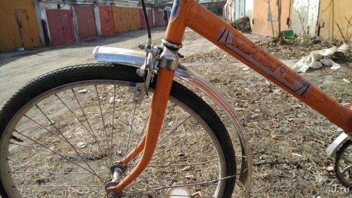 Велосипеди «Салют» (24 фото): характеристики складних моделей, діаметр колеса, розмір і вага дитячого велосипеда, модернізація і тюнінг