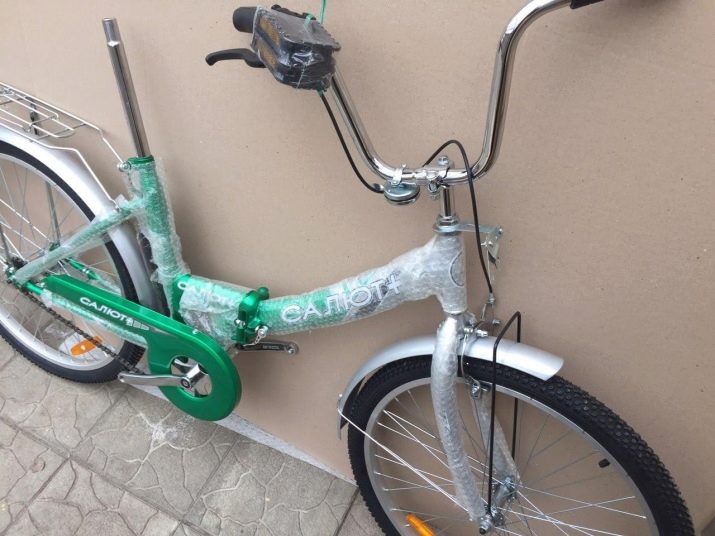 Велосипеди «Салют» (24 фото): характеристики складних моделей, діаметр колеса, розмір і вага дитячого велосипеда, модернізація і тюнінг