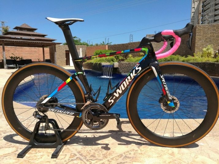 Велосипеди Specialized: дитячі і дорослі шосейні та інші велосипеди. Огляд моделей Hardrock і Hotrock 16, інші моделі 20-29 дюймів