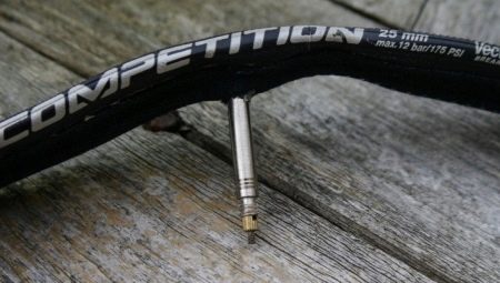 Велосипедний ніпель (19 фото): види золотників для велосипеда. Навіщо потрібні ковпачки? Пристрій різних типів ніпелів для велокамер, огляд ніпелів Presta і Dunlop